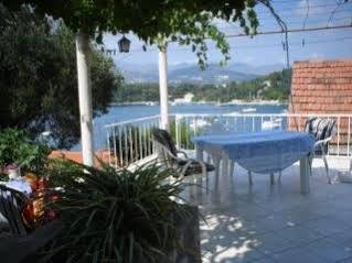 Apartments Tereza Donje Celo Екстер'єр фото